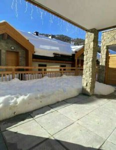 conciergerie-ldcm-app-t4-jardin-des-eduits-serre-chevalier-6-terrasse-400x516