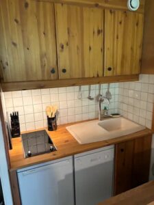 e3b65a0a-177f-4155-85a1-397d3ca5f702