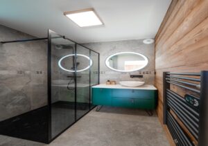 CHALET LE REFUGE _ Alpesphotographies.com_Douche Combeynot-62