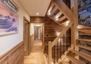 CHALET LE REFUGE _ Alpesphotographies.com_Escalier-133