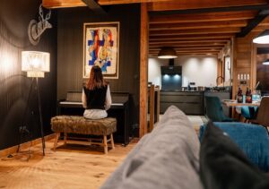 CHALET LE REFUGE _ Alpesphotographies.com_Piano-194